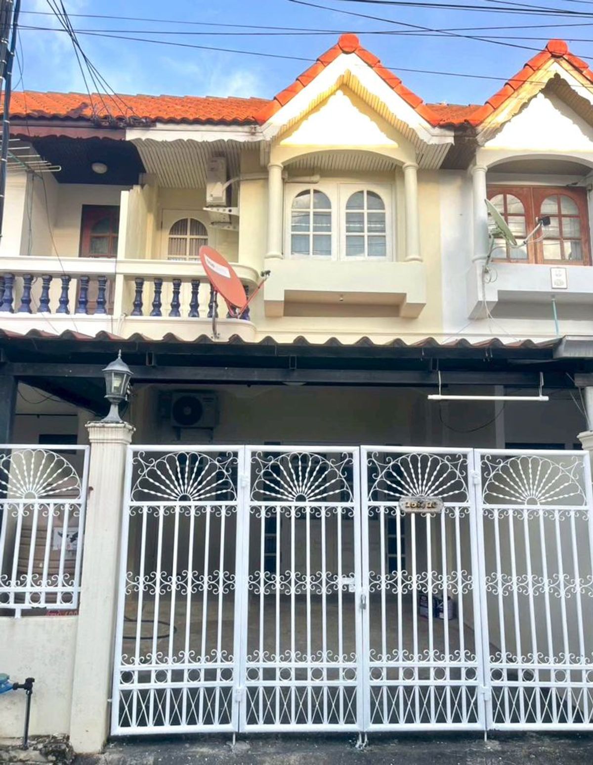 For RentTownhomeChiang Mai : 🏡 Renovated 2-Storey Townhome for Rent – Nong Hoi, Chiang Mai