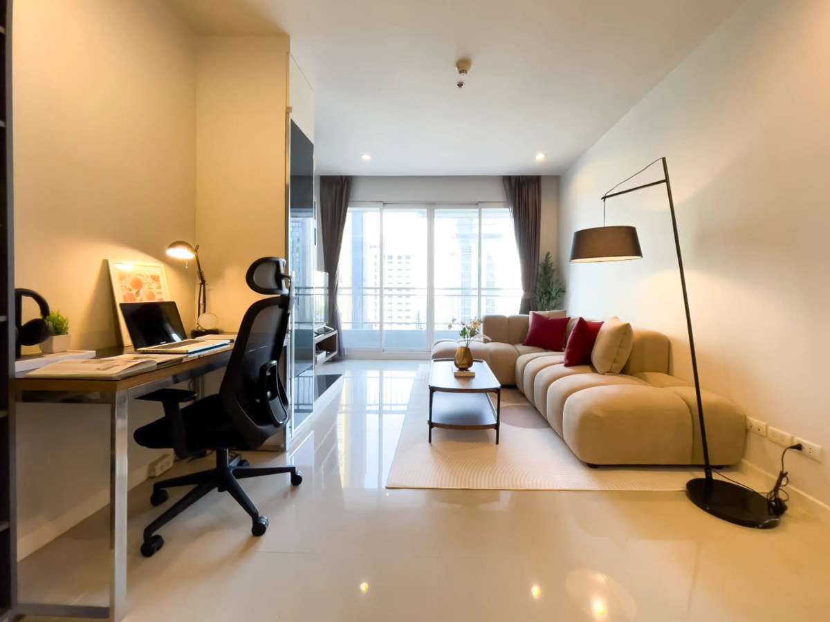 ให้เช่าคอนโดพระราม 9 เพชรบุรีตัดใหม่ RCA : เช่า คอนโด แต่งสวย Circle Condominium MRT-เพชรบุรี เพชรบุรี ถนนเพชรบุุรี ราชเทวี กรุงเทพ CX-140615