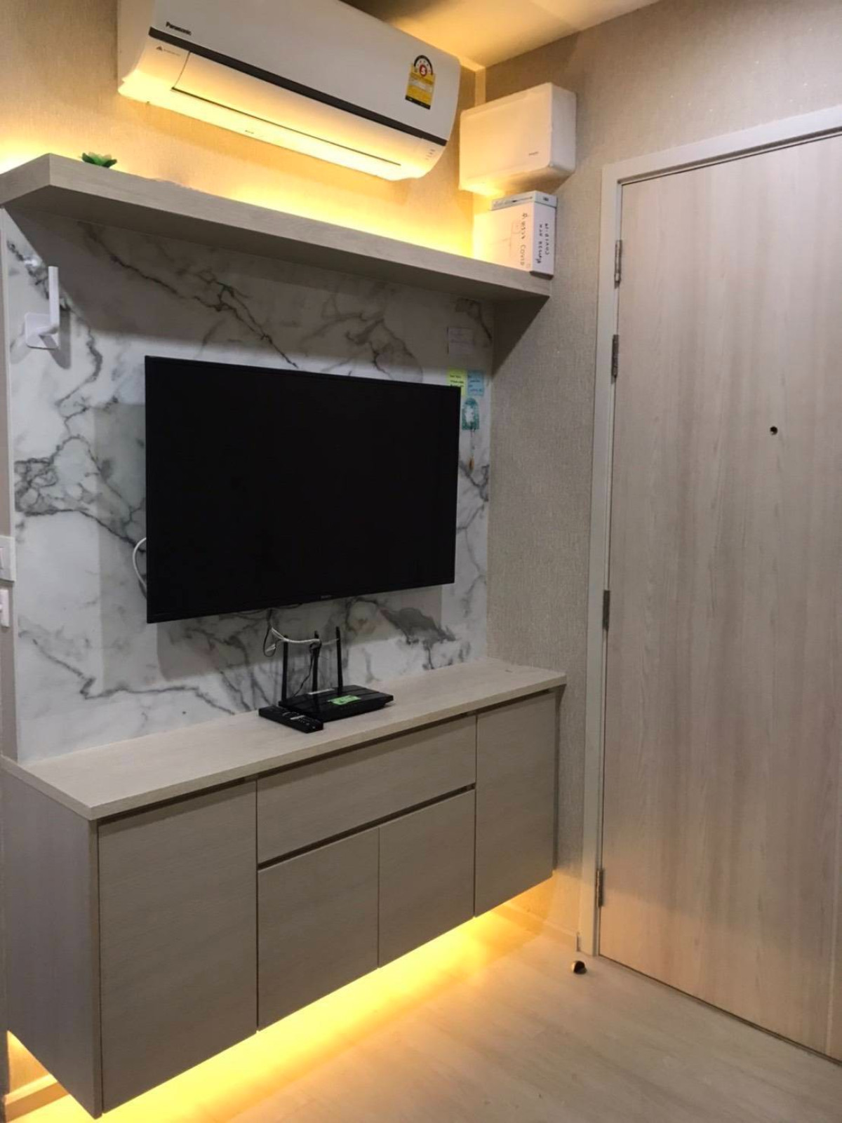 ให้เช่าคอนโดพระราม 9 เพชรบุรีตัดใหม่ RCA : เช่าคอนโด  ไลฟ์ อโศก MRT-เพชรบุรี บางกะปิ เขต ห้วยขวาง กรุงเทพ CX-141485