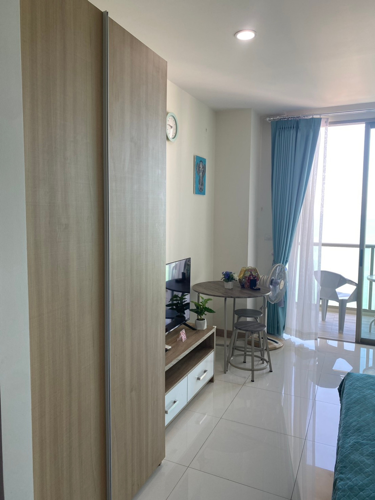 ให้เช่าคอนโดแจ้งวัฒนะ เมืองทอง : ให้เช่าคอนโด ริเวียร่า วงศ์อมาตย์ บีช (S03-1967)