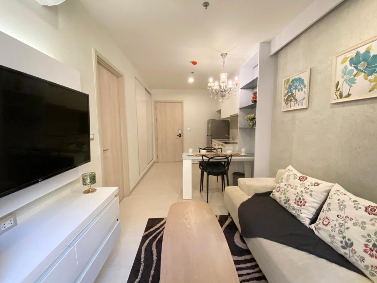For RentCondoSukhumvit, Asoke, Thonglor : FOR RENT condo , RHYTHM Sukhumvit 42 , BTS-Ekkamai , Phra Khanong , Khlong Toei , Bangkok , CX-18021