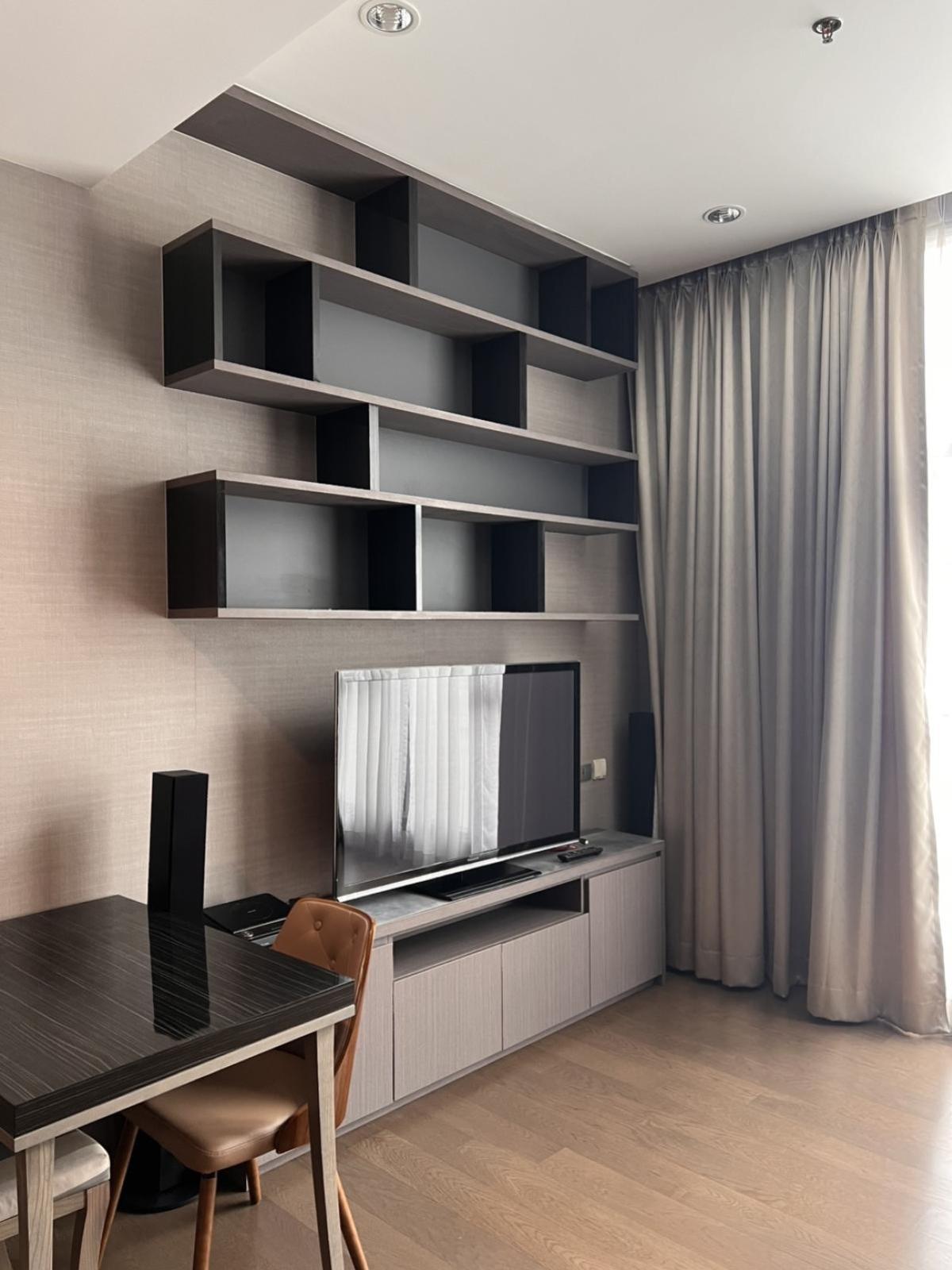 For RentCondoSathorn, Narathiwat : FOR RENT condo , The Diplomat Sathorn , BTS-Surasak , Silom , Bang Rak , Bangkok , CX-31464