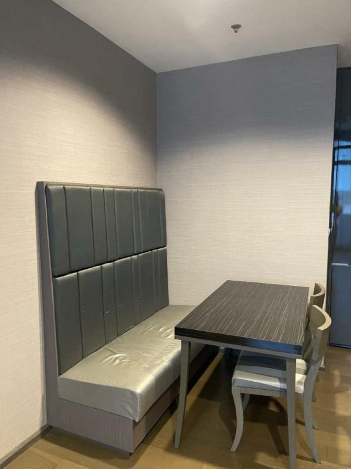 For RentCondoSathorn, Narathiwat : FOR RENT condo , The Diplomat Sathorn , BTS-Surasak , Silom , Bang Rak , Bangkok , CX-31535