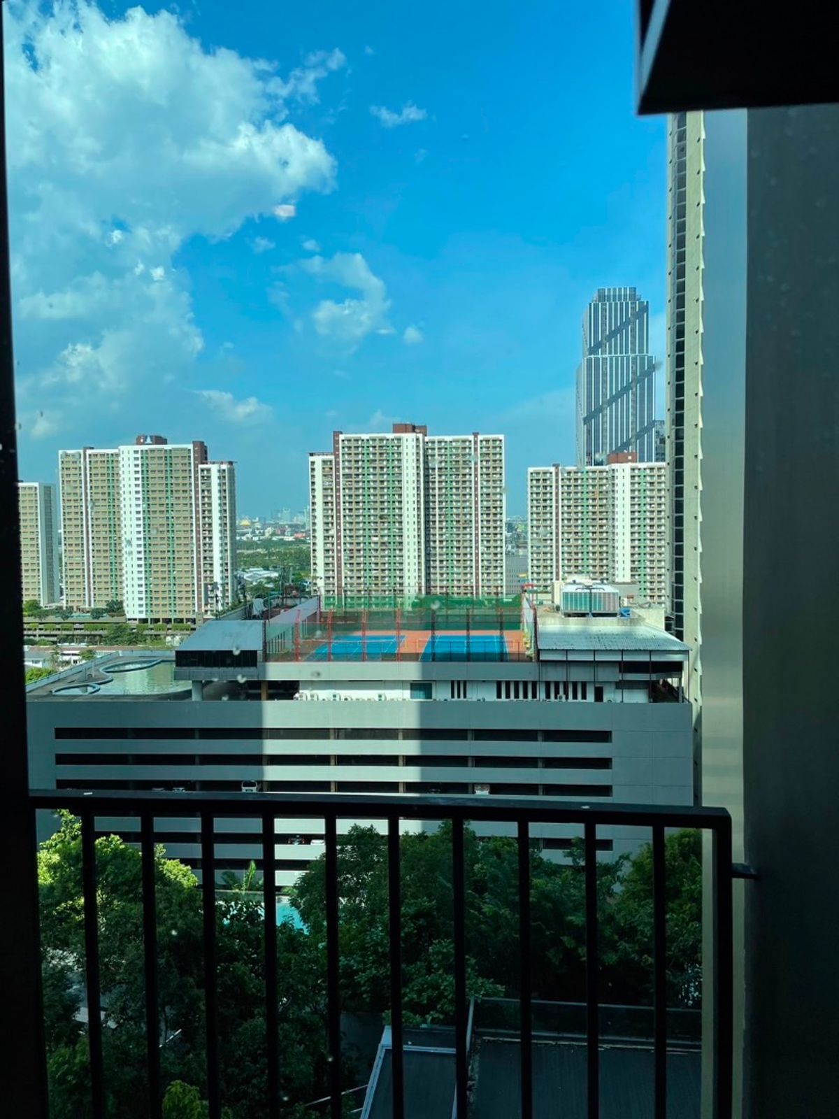 ขายคอนโดพระราม 9 เพชรบุรีตัดใหม่ RCA : Hot Deal ‼️NUE District R9 ทิศตะวันออก วิวสูงไม่บล็อก Fully Furnished  ราคาดี 4.44 ล้าน! ใกล้ MRT พระราม 9 อยู่เองหรือปล่อยเช่าก็ปัง Yield สูง