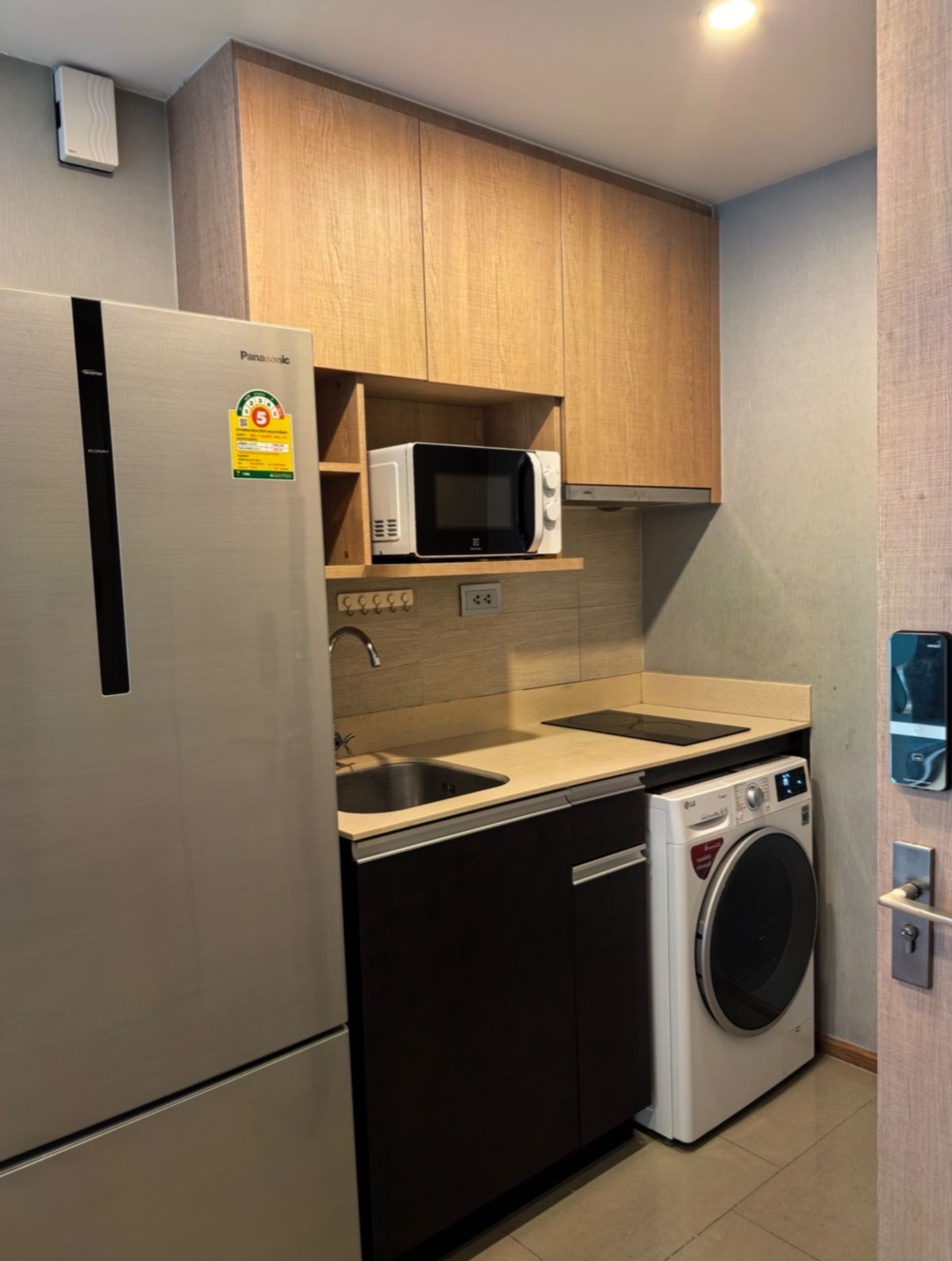 ขายคอนโดราชเทวี พญาไท : ขายขาดทุน ต่ำกว่าตลาด Q Chidlom - Phetchaburi 1 ห้องนอน 4.80ลบ. | ติดต่อ 092-196-1444