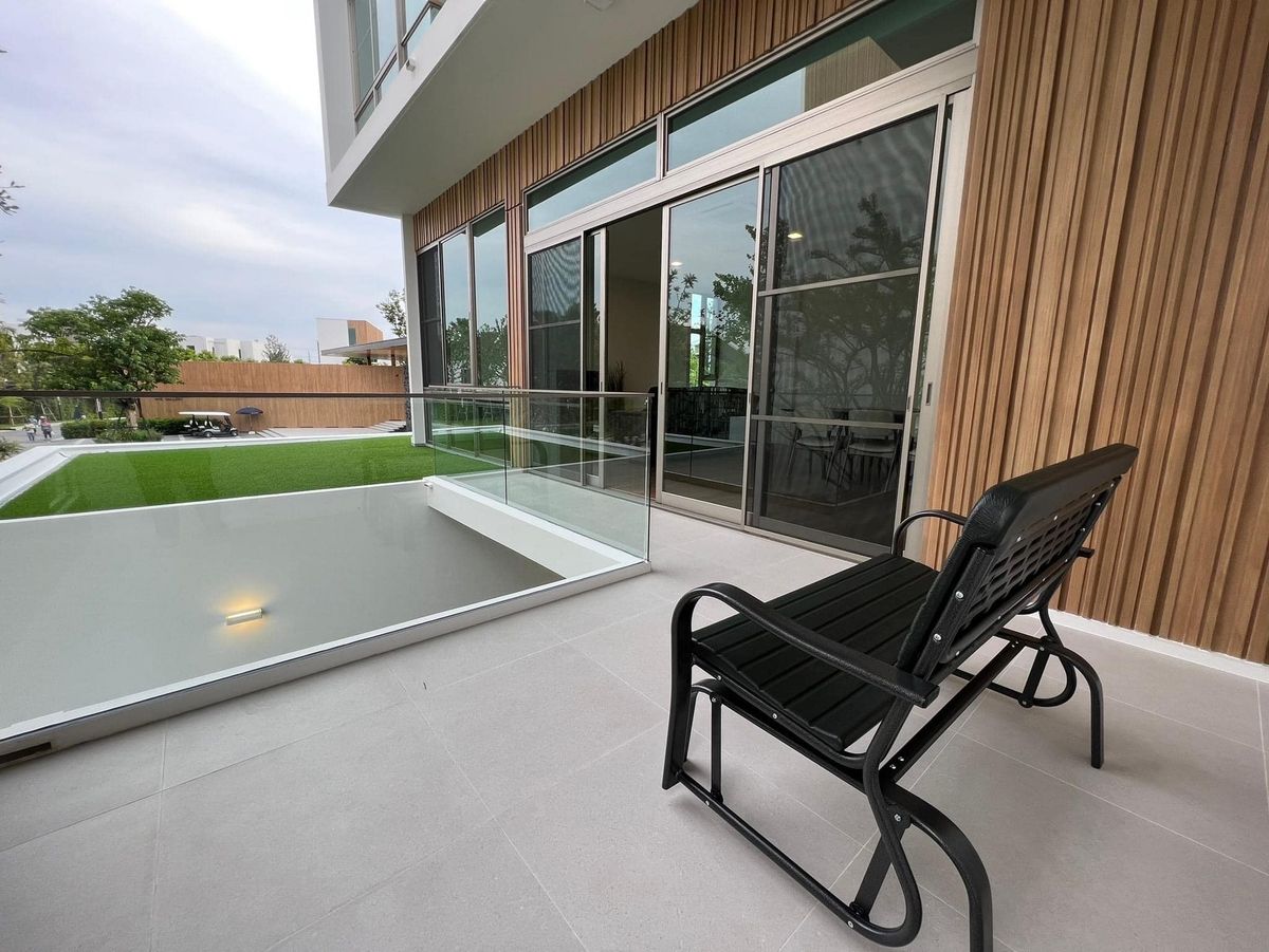 For RentHousePattanakan, Srinakarin : Vive Rama 9 House for Rent 3 Bedrooms