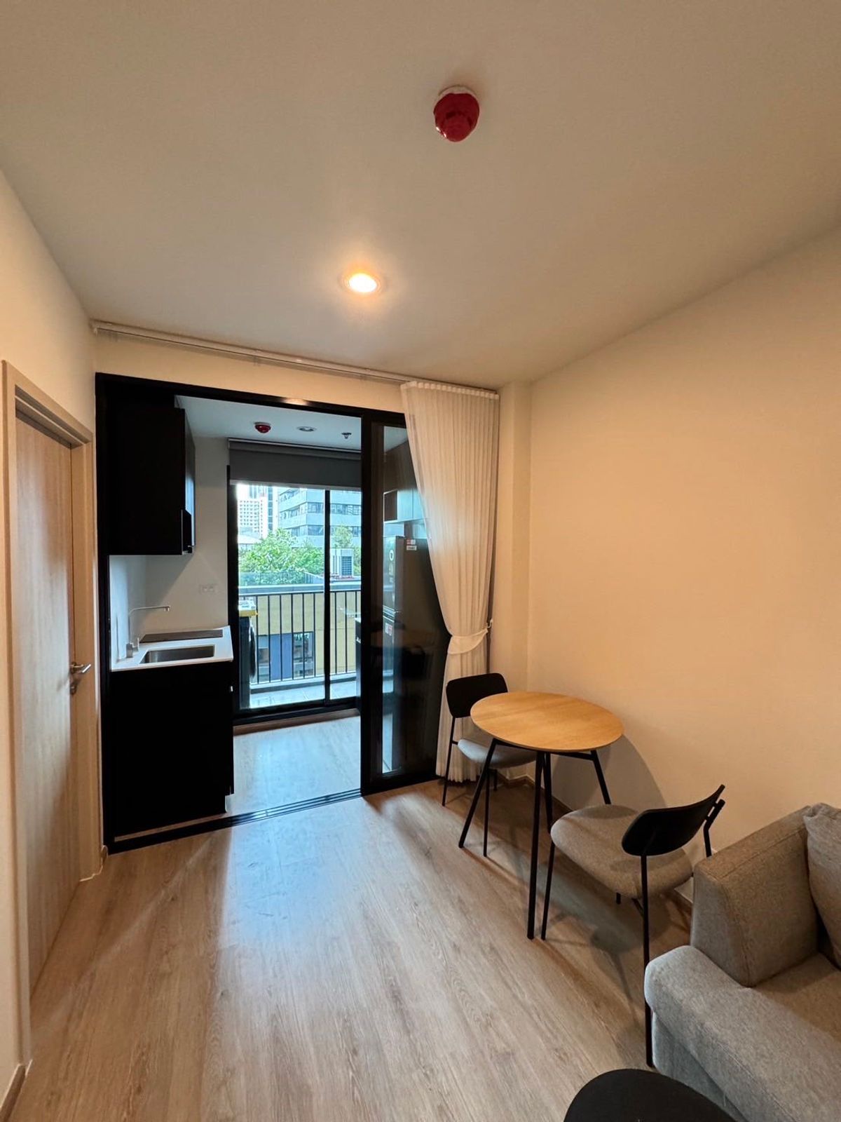 For RentCondoRama9, Petchburi, RCA : For Rent: Nue District Rama-9