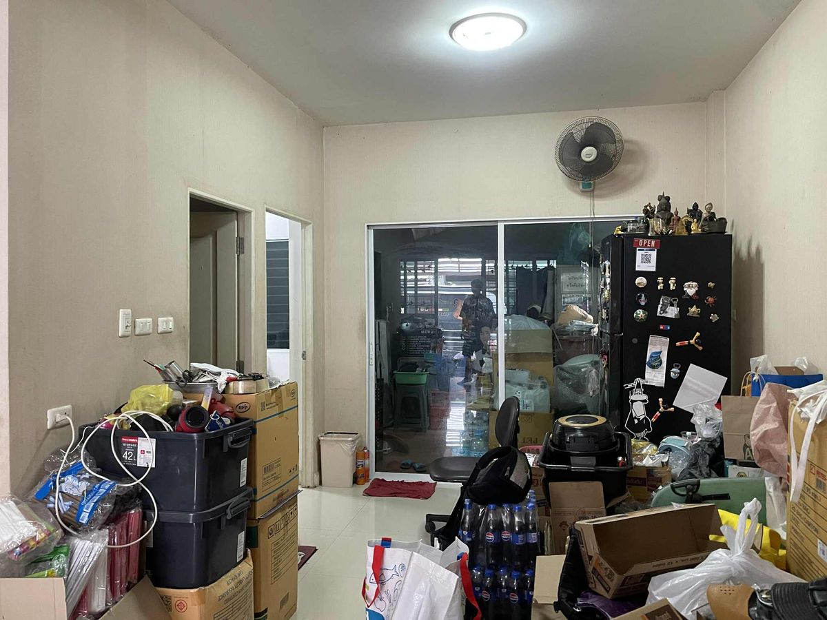 For SaleTownhomeChaengwatana, Muangthong : 3 -storey townhome for sale, 20 square meters, Chuan Chuen Modus Sente, Chaeng Watthana Road, Soi 41, Khlong Kluea Subdistrict, Pak Kred District, Nonthaburi