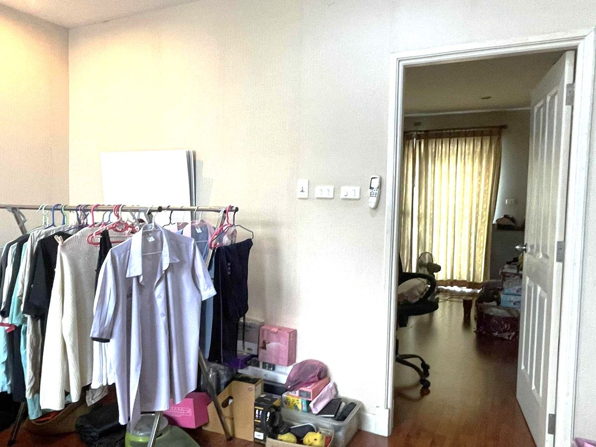 For SaleTownhomeChaengwatana, Muangthong : 3 -storey townhome for sale, 20 square meters, Chuan Chuen Modus Sente, Chaeng Watthana Road, Soi 41, Khlong Kluea Subdistrict, Pak Kred District, Nonthaburi