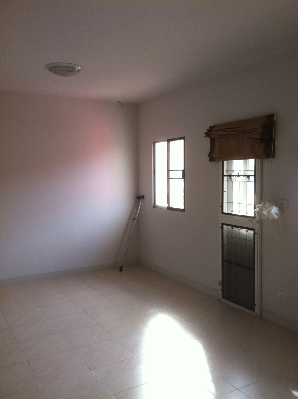 ขายทาวน์โฮมมหาชัย สมุทรสาคร : ขายทาวน์เฮ้าส์/ทาวน์โฮม  กานดา บ้านริมคลอง 2 พันท้ายนรสิงห์ เมืองสมุทรสาคร สมุทรสาคร   CX-141236