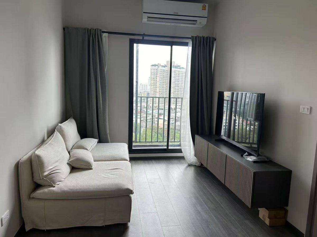 For RentCondoKhlongtoei, Kluaynamthai : Condo for RENT IDEO Sukhumvit - Rama 4 months 45,000 THB.