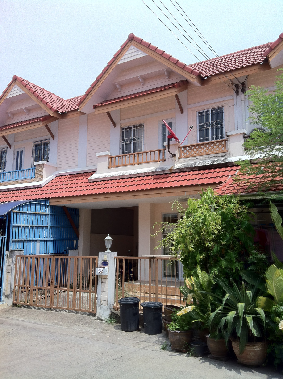 ขายทาวน์โฮมมหาชัย สมุทรสาคร : ขายทาวน์เฮ้าส์/ทาวน์โฮม  กานดา บ้านริมคลอง 2 พันท้ายนรสิงห์ เมืองสมุทรสาคร สมุทรสาคร   CX-141236