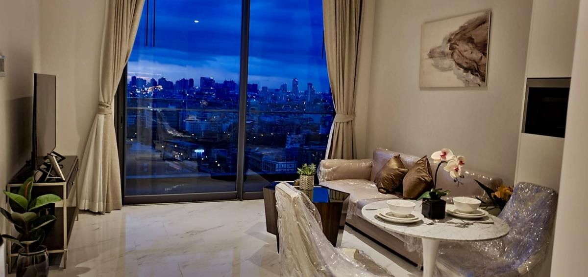 ขายคอนโดพระราม 3 สาธุประดิษฐ์ : Hot Deal ‼️ Riverside Condo Canapaya Residences 45.47 sq.m. with 270° Chao Phraya River View For sale with tenant, only 12.19 MB!