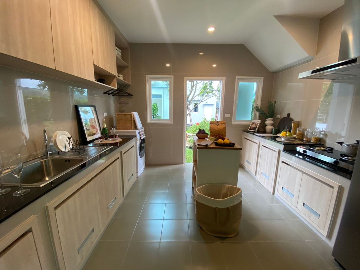 ขายบ้านนวมินทร์ รามอินทรา : โครงการใหม่ล่าสุดจากแสนสิริ 𝗦𝗮𝗿𝗮𝗻𝘀𝗶𝗿𝗶 𝗖𝗵𝗮𝘁𝘂𝗰𝗵𝗼𝘁 𝟒 นอน 𝟓 น้ำ 𝟑 ที่จอดรถ รับสิทธิ์เหนือระดับก่อนใคร โทร📱𝟬𝟵𝟮-𝟴𝟬𝟴-𝟴𝟴𝟵𝟵