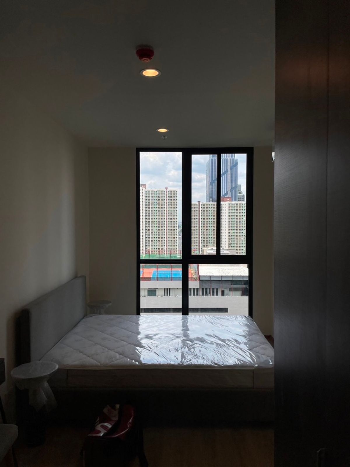 ขายคอนโดพระราม 9 เพชรบุรีตัดใหม่ RCA : Hot Deal ‼️NUE District R9 ทิศตะวันออก วิวสูงไม่บล็อก Fully Furnished  ราคาดี 4.44 ล้าน! ใกล้ MRT พระราม 9 อยู่เองหรือปล่อยเช่าก็ปัง Yield สูง