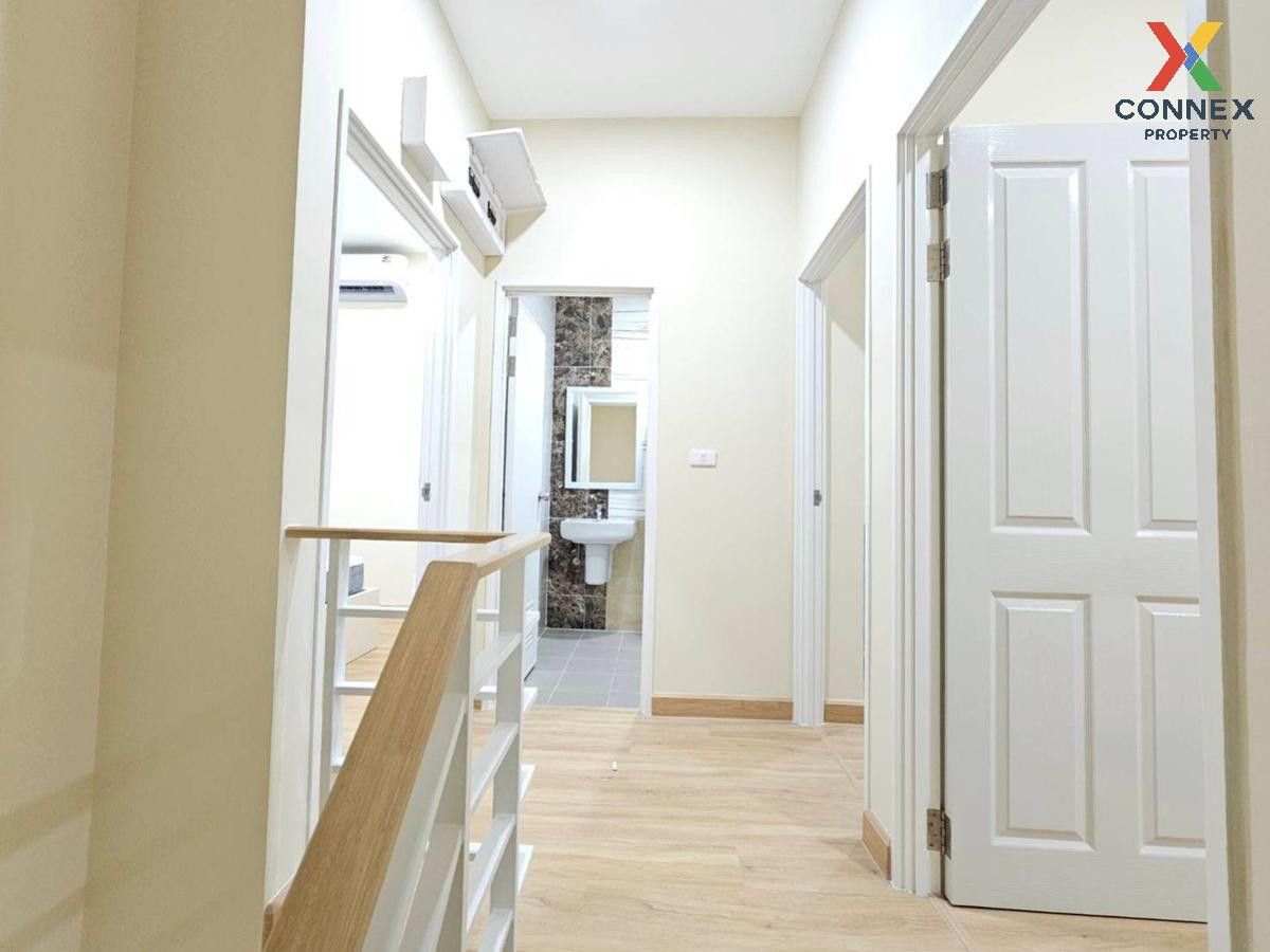 ขายทาวน์โฮมปิ่นเกล้า จรัญสนิทวงศ์ : ขายทาวน์เฮ้าส์/ทาวน์โฮม  โกลเด้น ทาวน์ ศิริราช-ราชพฤกษ์ MRT-บางขุนนนท์ บางขุนศรี เขต บางกอกน้อย กรุงเทพ CX-131389