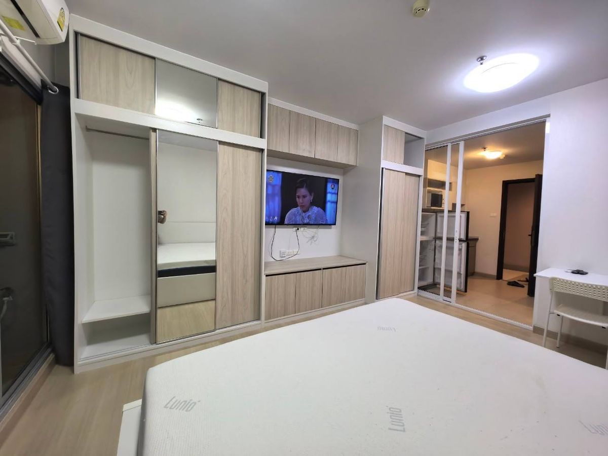 For RentCondoRama9, Petchburi, RCA : Very good price. The room is only 13000. Supalai Veranda Rama 9