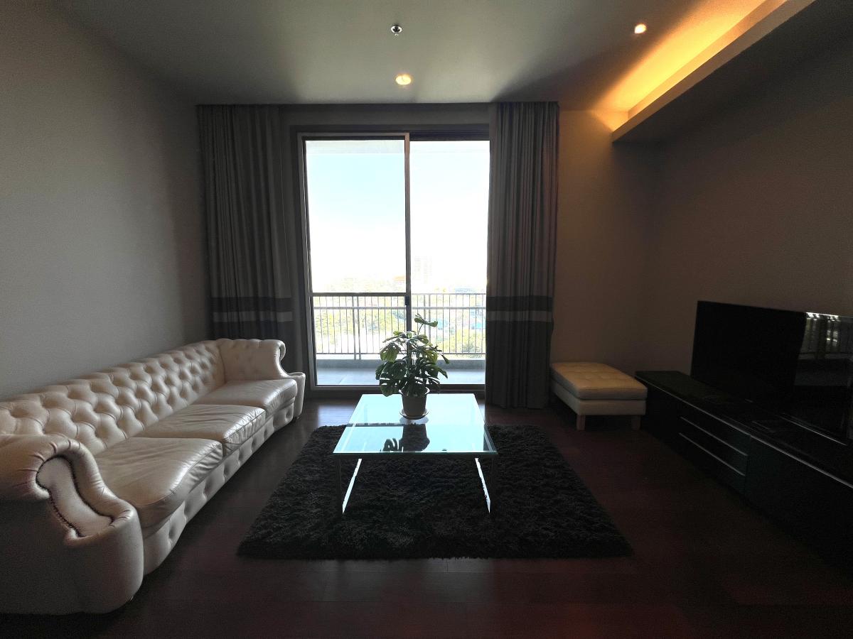 ให้เช่าคอนโดสุขุมวิท อโศก ทองหล่อ : 03/04/2026, คอนโดหรู 2 ห้องนอน ใจกลางทองหล่อ ให้เช่า 55,000 บ./เดือน 
ใกล้ BTS Thong Lo พร้อมสิ่งอำนวยความสะดวกครบครัน! 0642748883