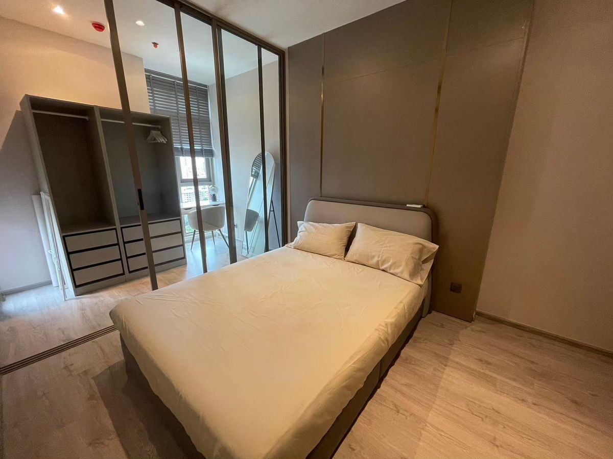 For RentCondoSukhumvit, Asoke, Thonglor : 🔥 Corner Unit 1 Bed Plus for Rent 35,000 at Rhythm Ekkamai Estate 🔥