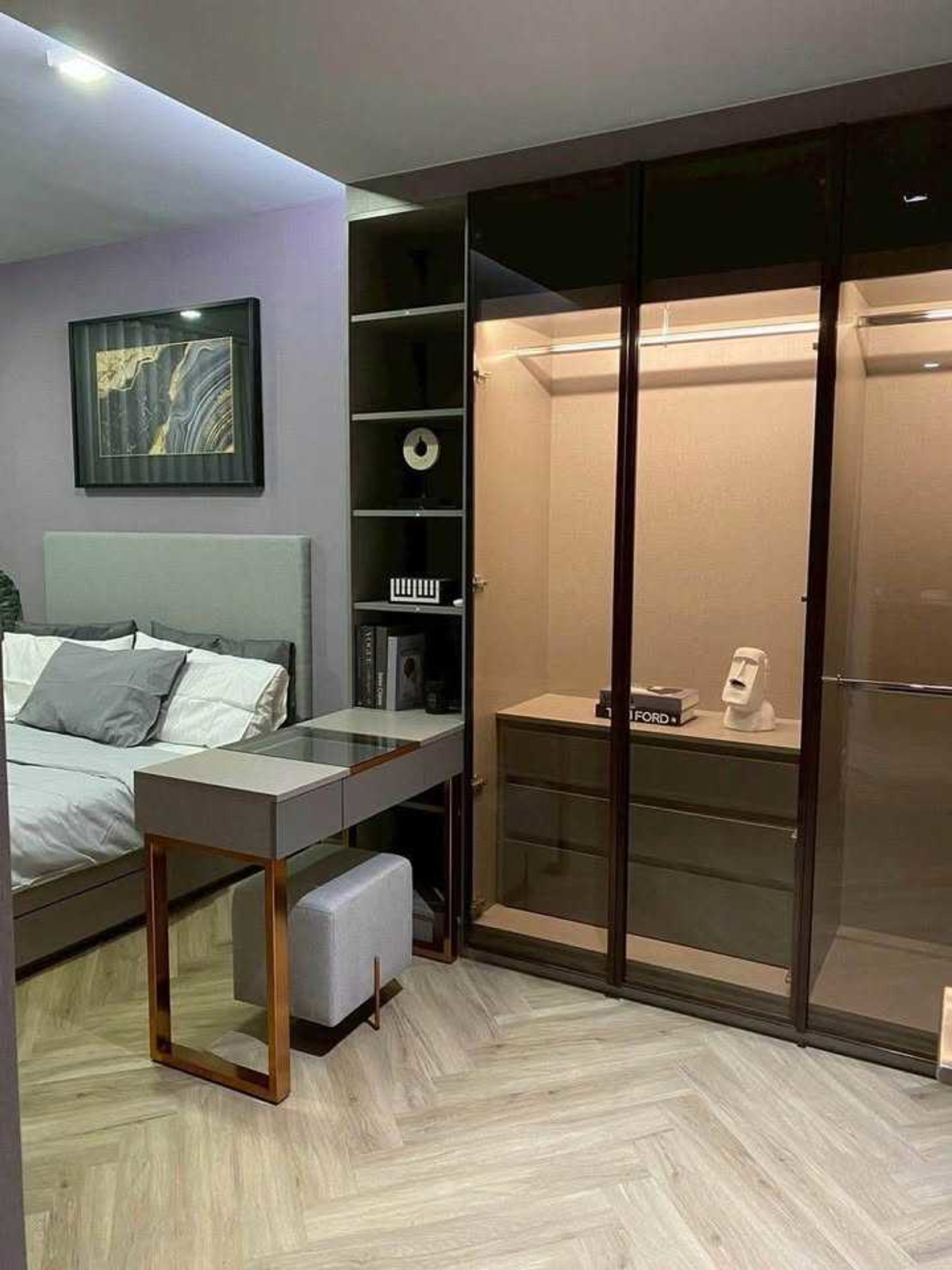 For RentCondoSukhumvit, Asoke, Thonglor : ✨ GT15892 | Condo Chapter Thonglor 25, convenient travel, has a shuttle, beautiful room, fully furnished. Ready to move in immediately!!