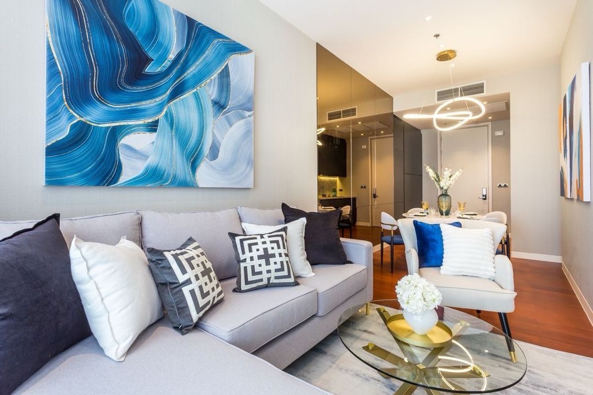 For RentCondoSukhumvit, Asoke, Thonglor : 📌 Rental : Khun By Yoo Condo , 1 Bed 1 Bath , 50 sqm 

🔥🔥Rental Price : 70,000 THB / Month 🔥🔥 

𝗪𝗲 𝗮𝗿𝗲 𝗝𝘂𝘇𝗺𝗮𝘁𝗰𝗵 𝗣𝗮𝗿𝘁𝗻𝗲𝗿 , 𝘄𝗶𝗹𝗹 𝗵𝗲𝗹𝗽 𝘆𝗼𝘂 𝘁𝗼 𝗴𝗲𝘁 𝘁𝗵𝗲 𝗵𝗼𝘂𝘀𝗲 𝗲𝗮𝗿𝗹𝗶𝗲𝗿 ✌🏻 
𝗠𝗼𝗿𝗲 𝗜𝗻𝗳𝗼𝗿𝗺𝗮𝘁𝗶𝗼𝗻 