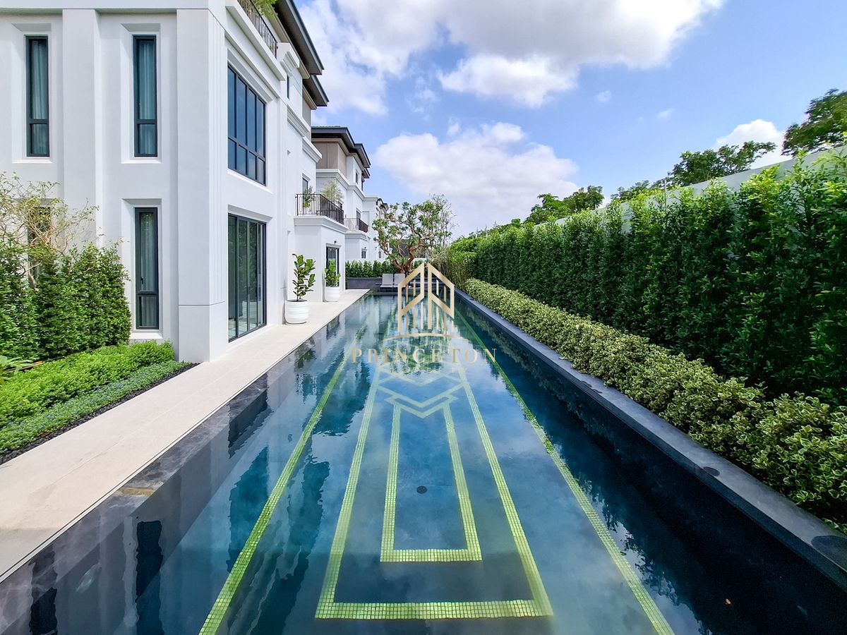 ขายบ้านบางนา แบริ่ง ลาซาล : สัมผัสความหรูหราที่ไม่เหมือนใครกับคฤหาสน์หรู 3 ชั้น CINQ ROYAL The Eighteen Bangna KM.7  📞092-4252445