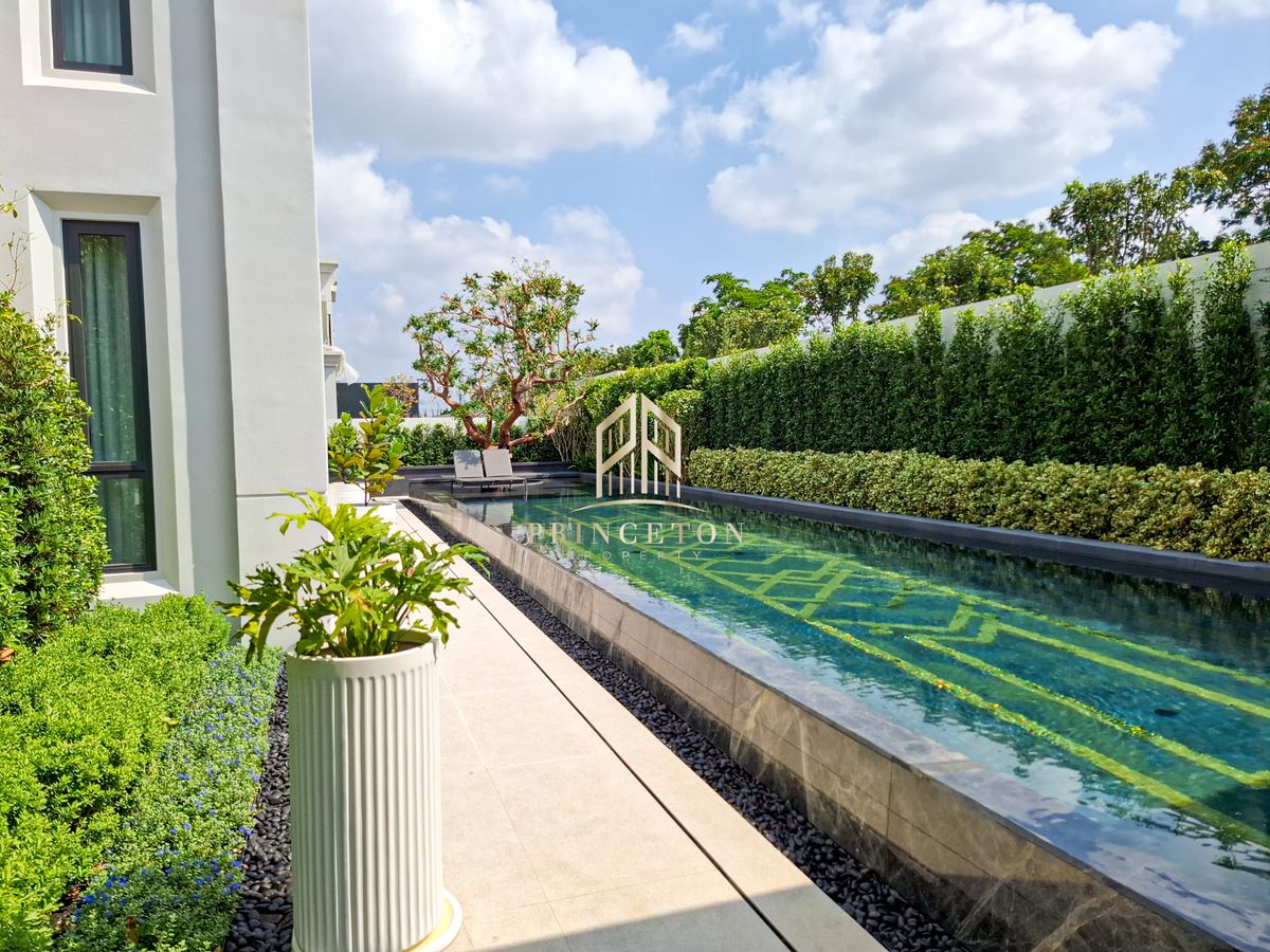 ขายบ้านบางนา แบริ่ง ลาซาล : สัมผัสความหรูหราที่ไม่เหมือนใครกับคฤหาสน์หรู 3 ชั้น CINQ ROYAL The Eighteen Bangna KM.7  📞092-4252445