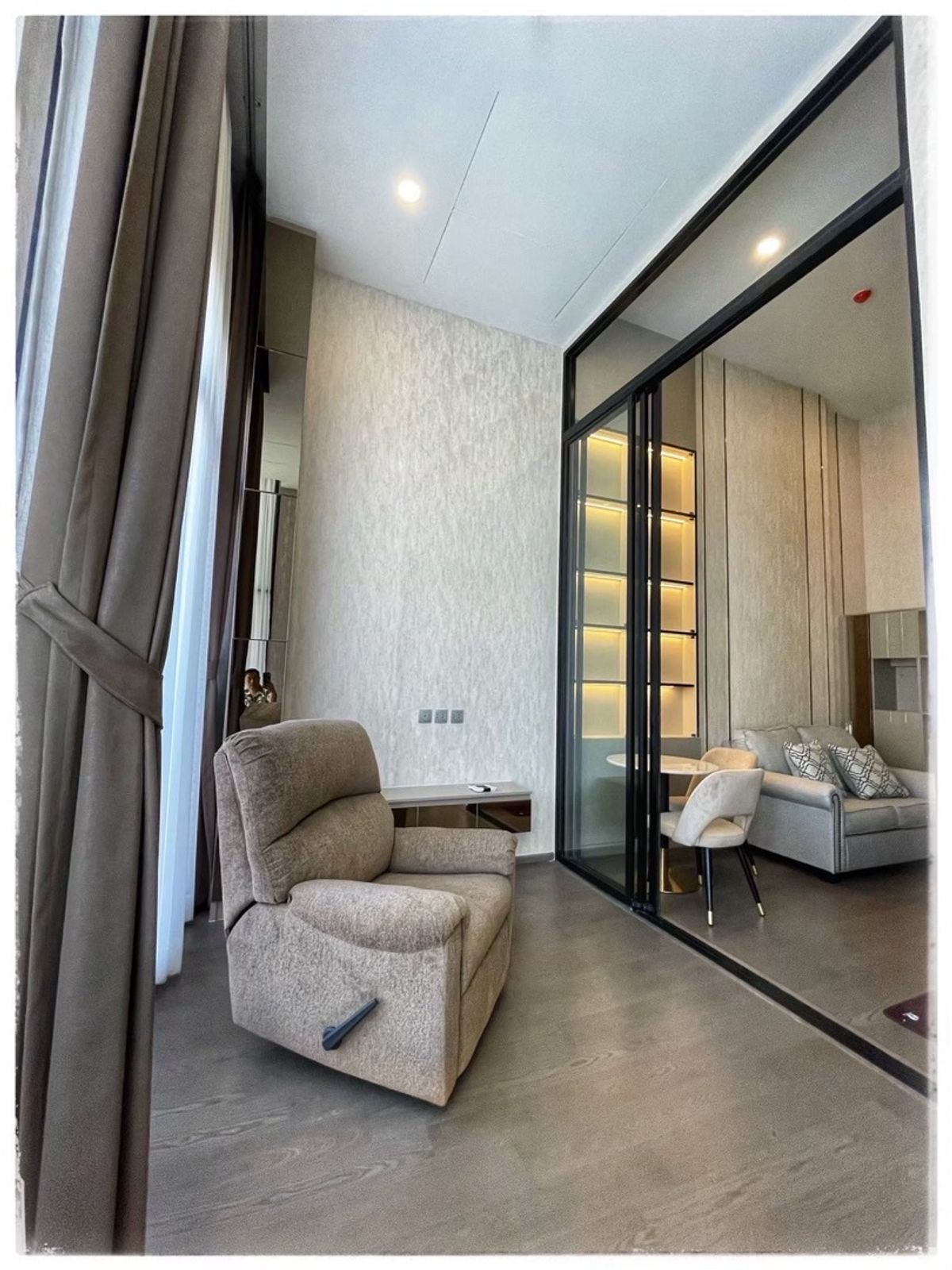 For RentCondoRatchathewi,Phayathai : Rent 🔥 PARK Origin Ratchathewi 🏢 1 bedroom size 45 sq.m. 💰 Price 35,000 baht/month* Near BTS Ratchathewi