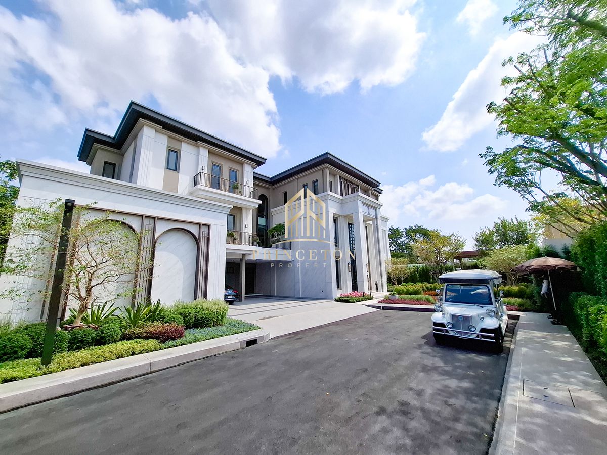 ขายบ้านบางนา แบริ่ง ลาซาล : สัมผัสความหรูหราที่ไม่เหมือนใครกับคฤหาสน์หรู 3 ชั้น CINQ ROYAL The Eighteen Bangna KM.7  📞092-4252445