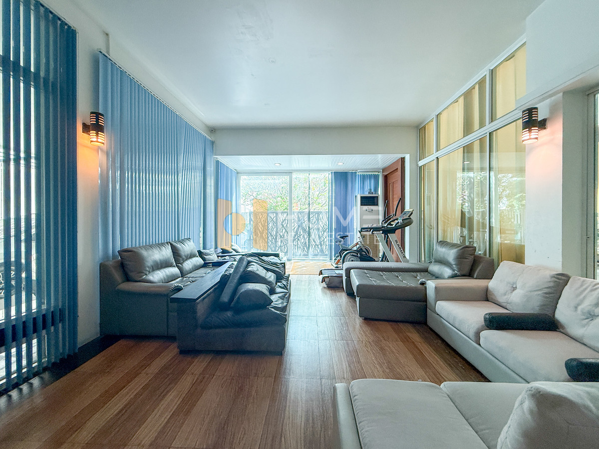 ขายบ้านเกษตร นวมินทร์ ลาดปลาเค้า : บ้านเดี่ยว แกรนด์ บางกอก บูเลอวาร์ด เกษตร - นวมินทร์ / 5 ห้องนอน (ขาย), Grand Bangkok Boulevard Kaset - Nawamin / Detached House 5 Bedrooms (FOR SALE) TPM065