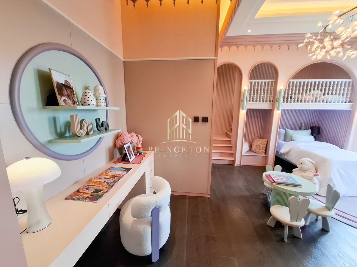 ขายบ้านบางนา แบริ่ง ลาซาล : สัมผัสความหรูหราที่ไม่เหมือนใครกับคฤหาสน์หรู 3 ชั้น CINQ ROYAL The Eighteen Bangna KM.7  📞092-4252445