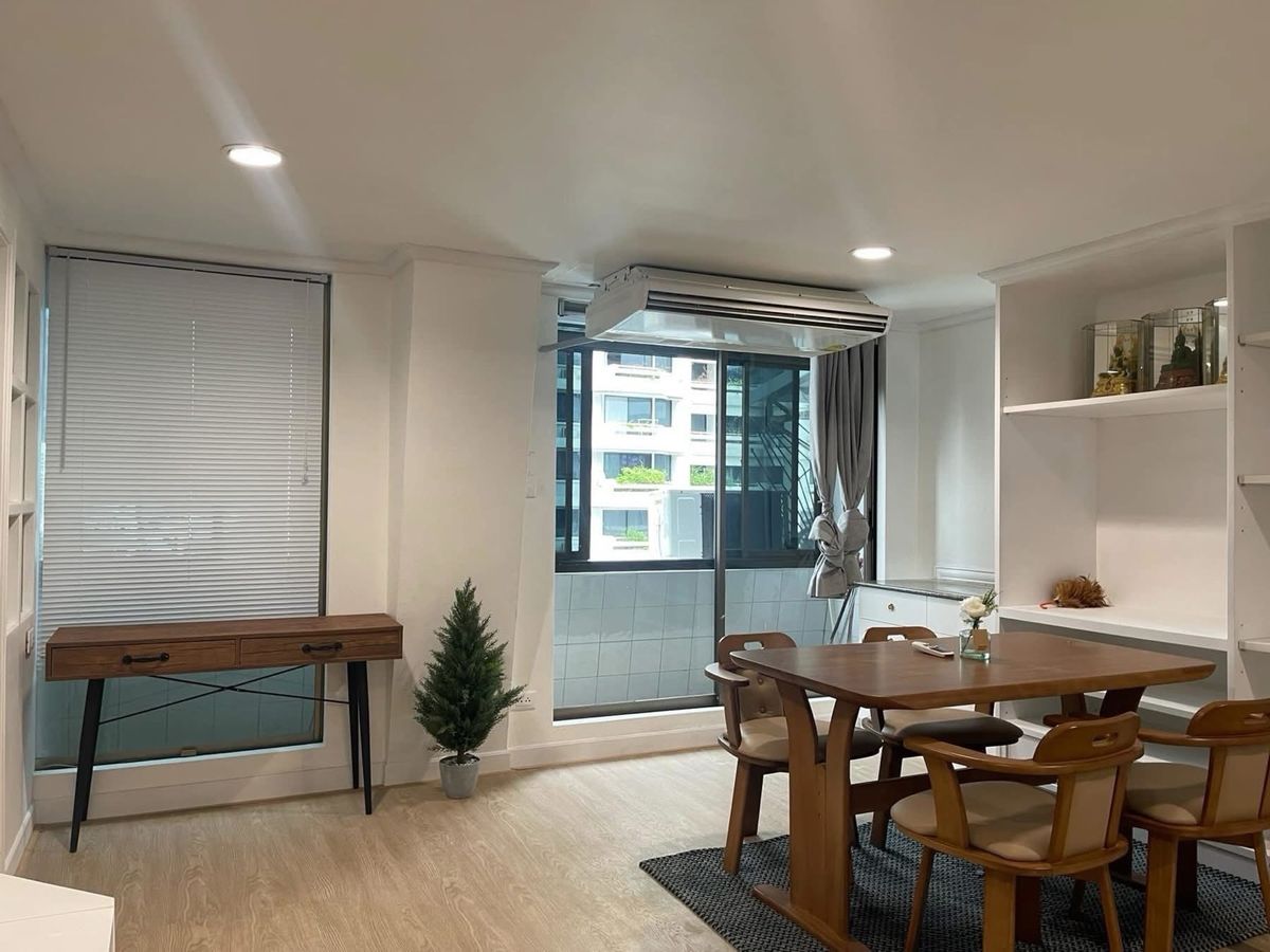 For RentCondoSilom, Saladaeng, Bangrak : 🔥 Diamond Tower for rent, condo, 2 bedrooms, 2 bathrooms, 74 sq.m. 32,000.- BTS Chong Nonsi, convenient transportation /Tel 096-2948999