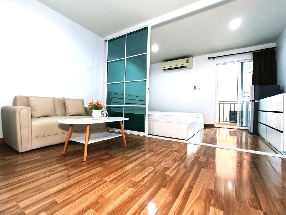 ให้เช่าคอนโดโชคชัย4 ลาดพร้าว71 : Regent Home12 ลาดพร้าว/ คอนโดใกล้รถไฟฟ้า ห้องสวย ราคาคุ้ม พร้อมเช่าด่วน!