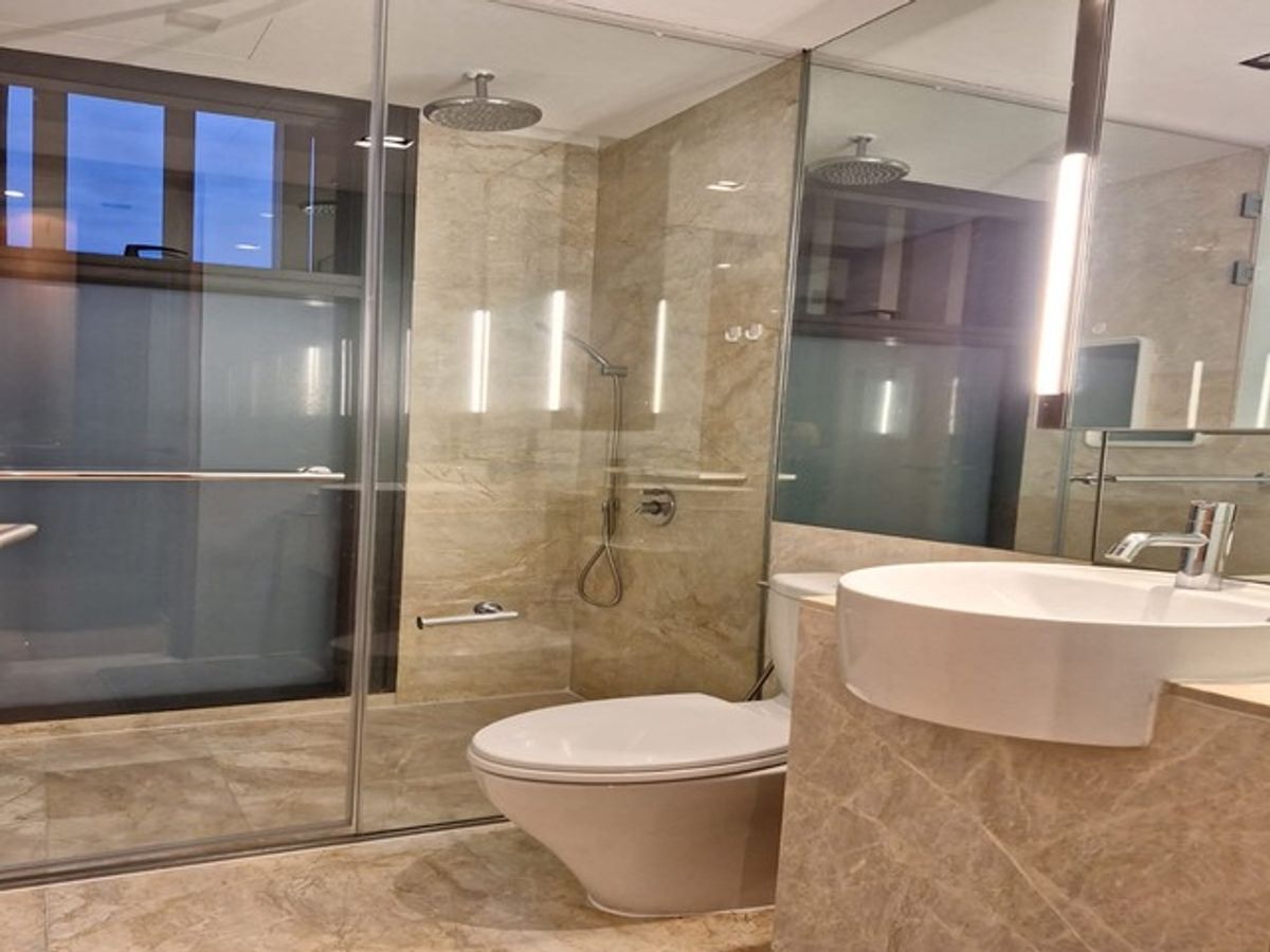 For RentCondoSathorn, Narathiwat : Condo The Met for Rent, Near BTS Chong Nonsi and MRT SI LOM