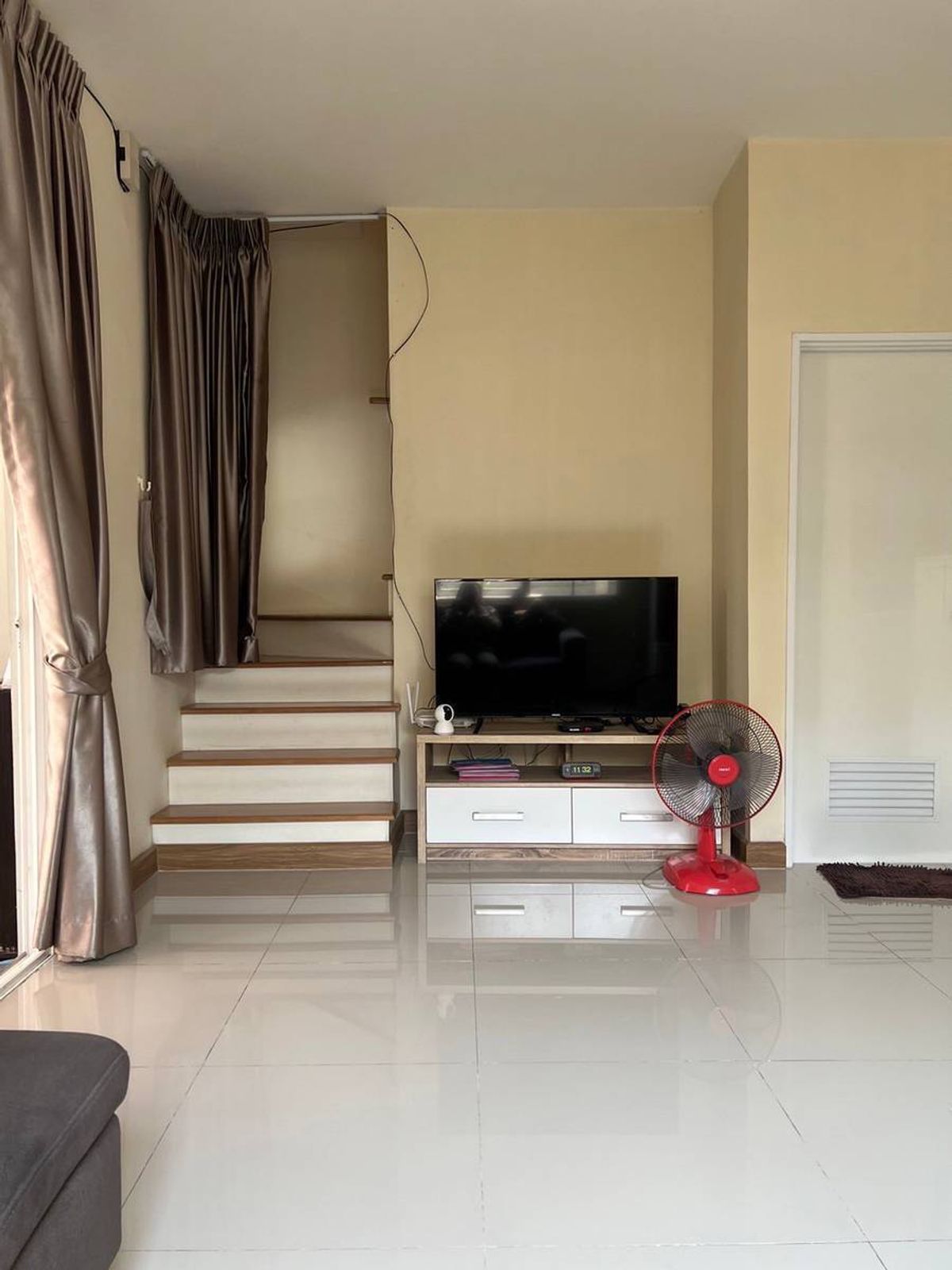 ขายทาวน์โฮมเกษตร นวมินทร์ ลาดปลาเค้า : ทาวน์โฮม โกลเด้น ทาวน์ 2 ลาดพร้าว - เกษตรนวมินทร์ / 3 ห้องนอน (ขาย), Golden Town 2 Ladprao - Kaset Nawamin / Townhome 3 Bedrooms (FOR SALE) TPM067