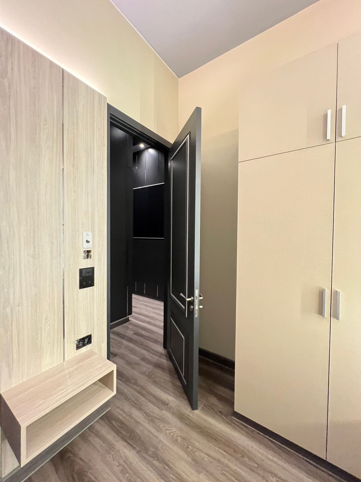 ขายคอนโดเลียบทางด่วนรามอินทรา : 🎉 Penthouse ปาร์ตี้สุด Private – ยกชั้น 2 ฝั่ง พร้อมสระว่ายน้ำส่วนตัว