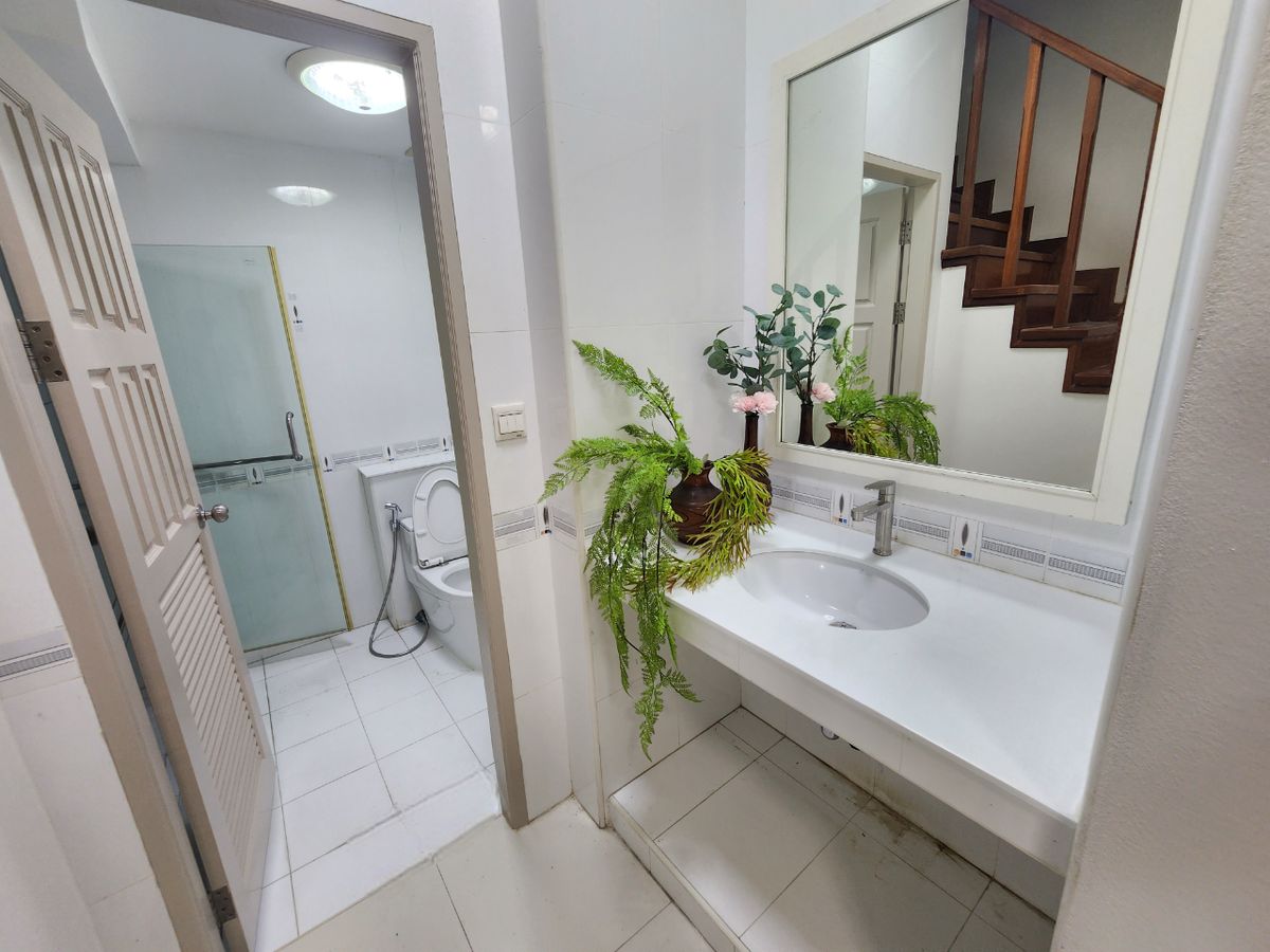 For SaleTownhomeRama5, Ratchapruek, Bangkruai : Home office Dream Village Townhome Prime Location – Ratchapruek Road Central west ville next door