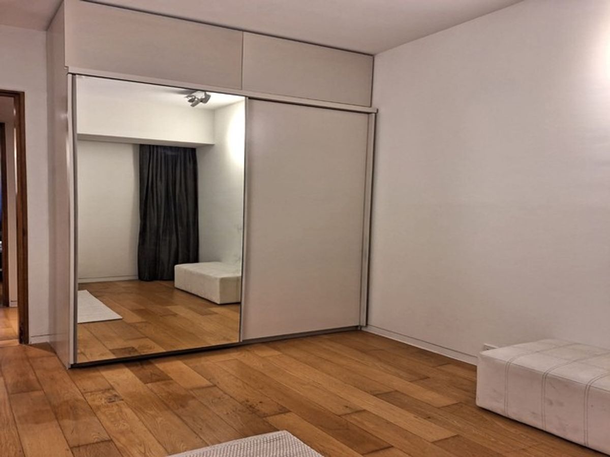 For RentCondoSathorn, Narathiwat : Condo The Met for Rent, Near BTS Chong Nonsi and MRT SI LOM