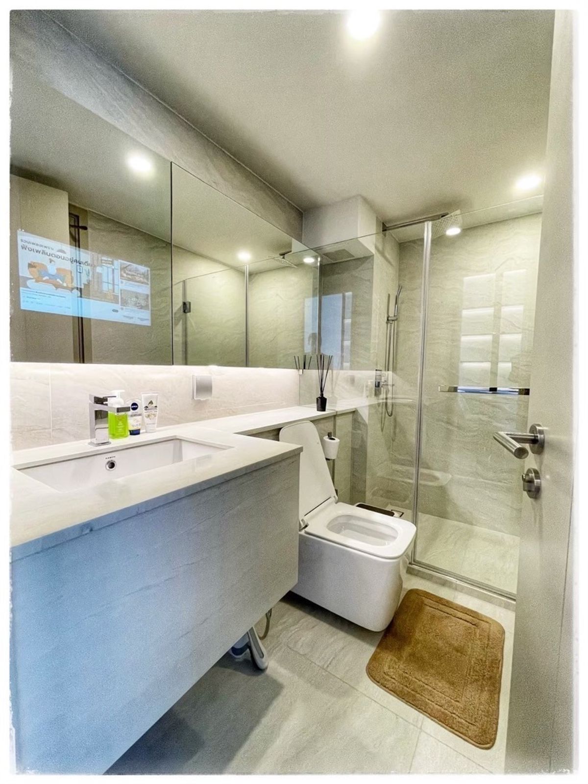 For RentCondoRatchathewi,Phayathai : Rent 🔥 PARK Origin Ratchathewi 🏢 1 bedroom size 45 sq.m. 💰 Price 35,000 baht/month* Near BTS Ratchathewi