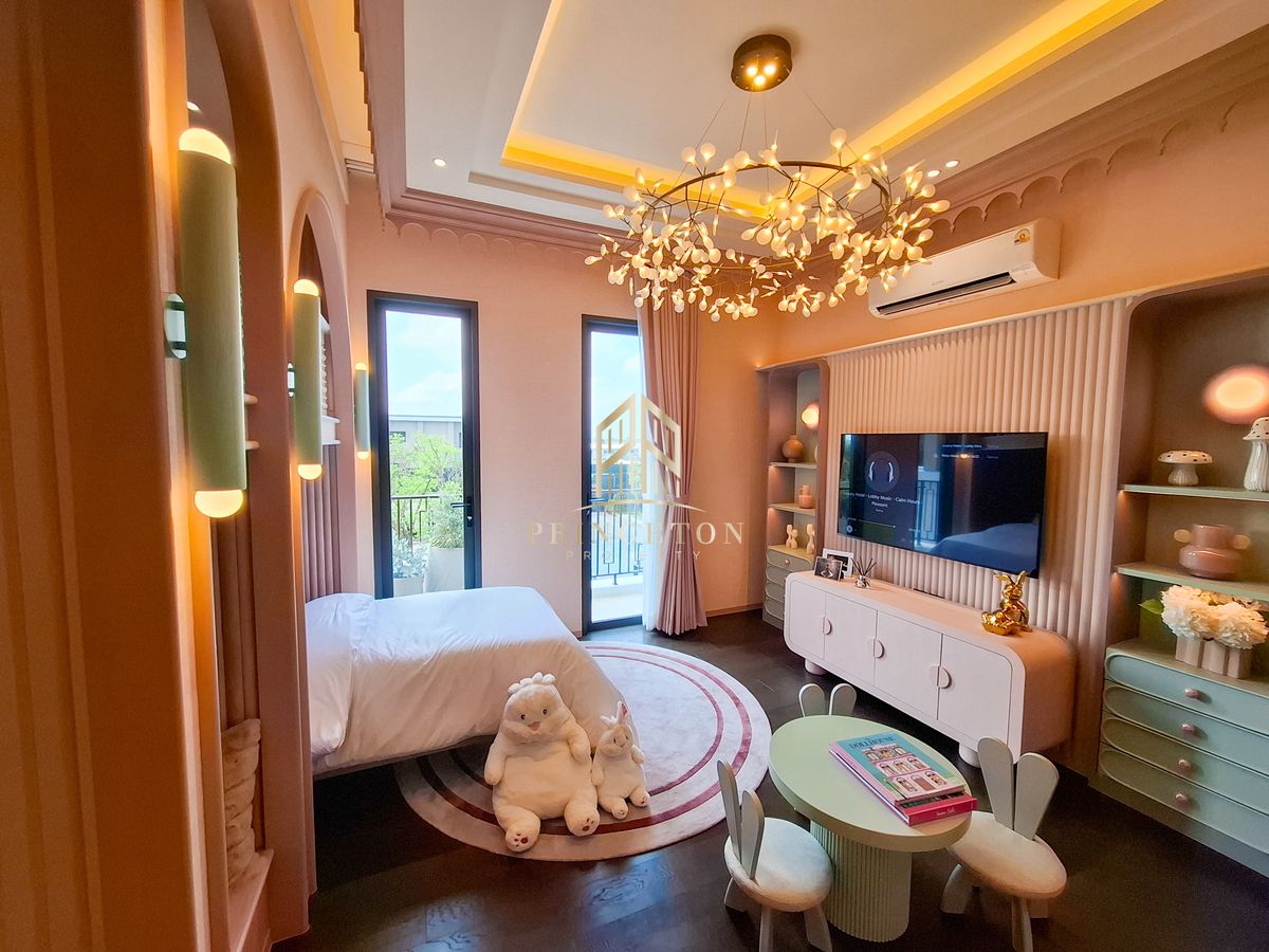 ขายบ้านบางนา แบริ่ง ลาซาล : สัมผัสความหรูหราที่ไม่เหมือนใครกับคฤหาสน์หรู 3 ชั้น CINQ ROYAL The Eighteen Bangna KM.7  📞092-4252445