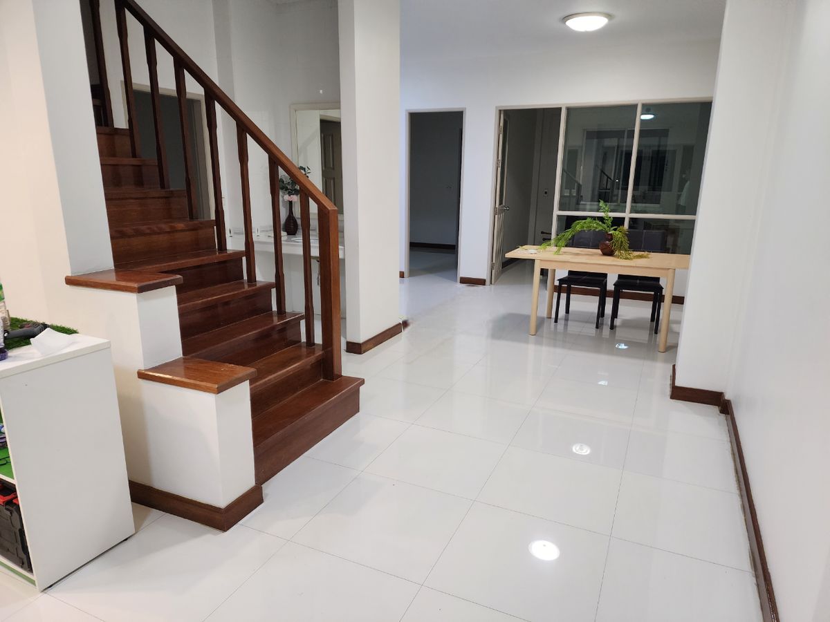 For SaleHome OfficePinklao, Charansanitwong : 37 sq.m. Special 5 beds, 3 new renovated water Dream Village Village, Ratchapruek Road, only 2 minutes from Central Wille