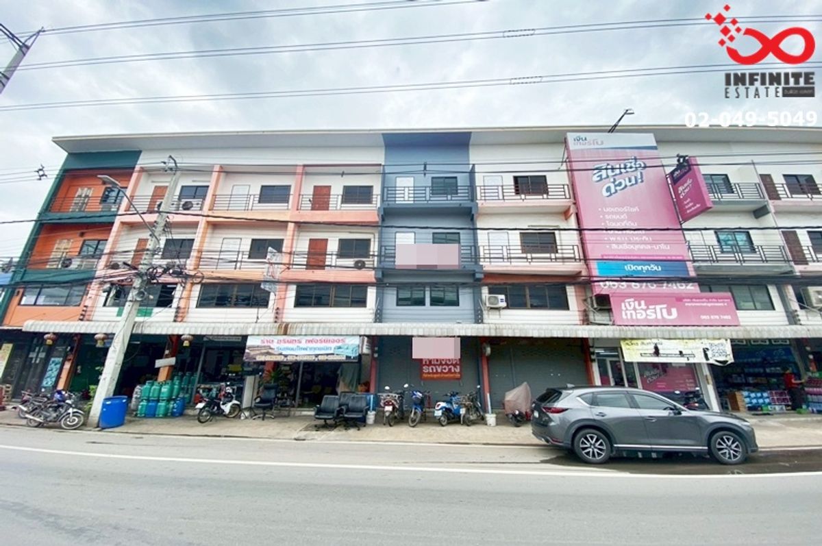For SaleShop HousePathum Thani,Rangsit, Thammasat : 4 -storey commercial building for sale, next to Phra Chao Line 4, Lam Luk Ka, Pathum Thani