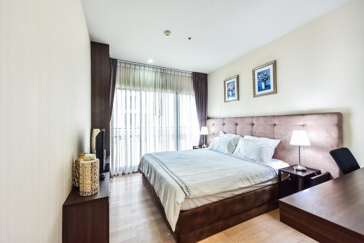 For RentCondoSukhumvit, Asoke, Thonglor : (For rent) 2 bedrooms, 2 bathrooms, 71.20 sq m, corner room, well decorated. Fully furnished + electrical appliances ㅡ Next to 🚆BTS Phrom Phong