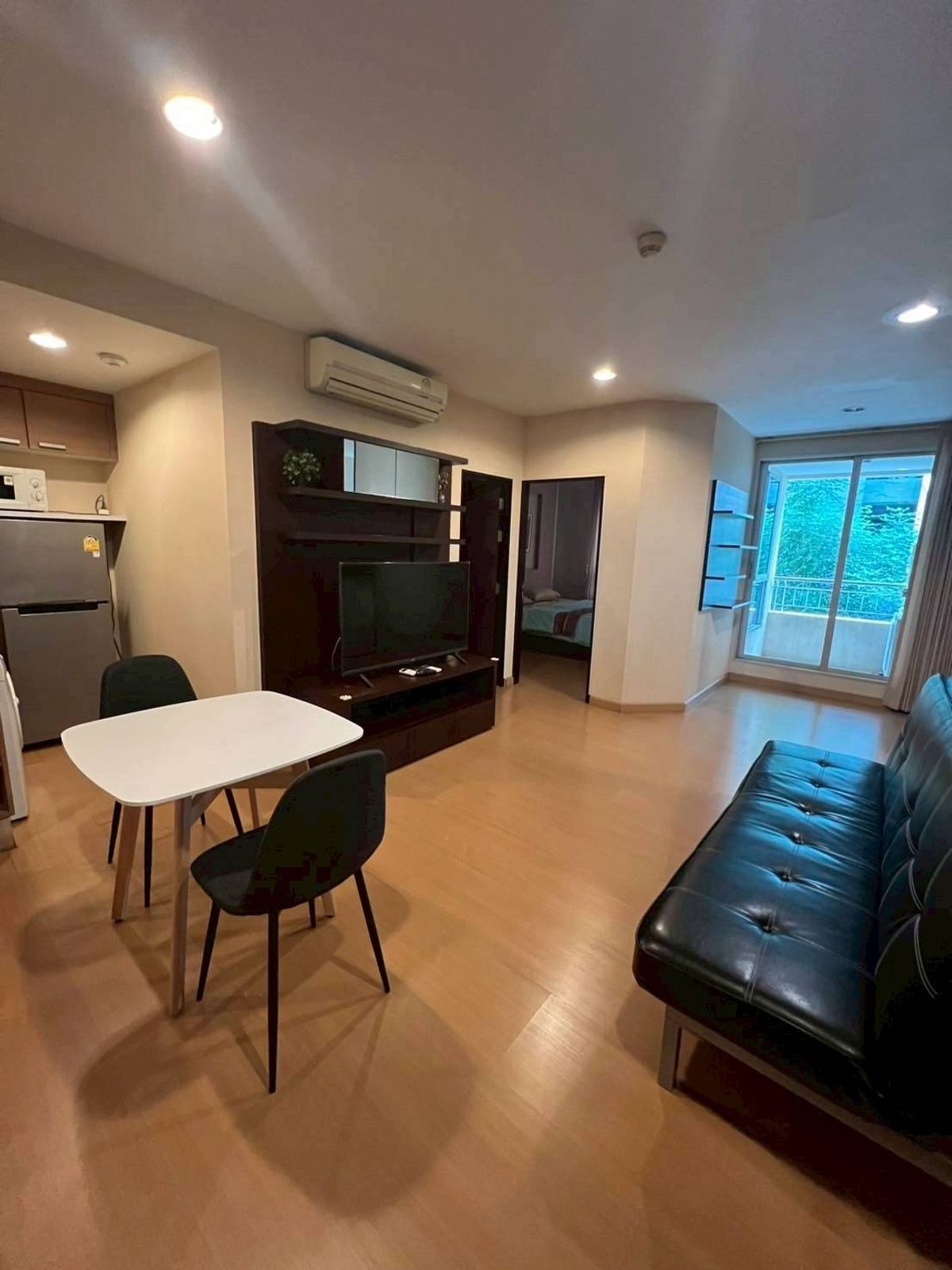 ให้เช่าคอนโดสุขุมวิท อโศก ทองหล่อ : ให้เช่า The Address Sukhumvit 42 ✨ คอนโดหรู ใกล้ BTS เอกมัย 🚆 ห้องสวย เฟอร์ครบ พร้อมอยู่”