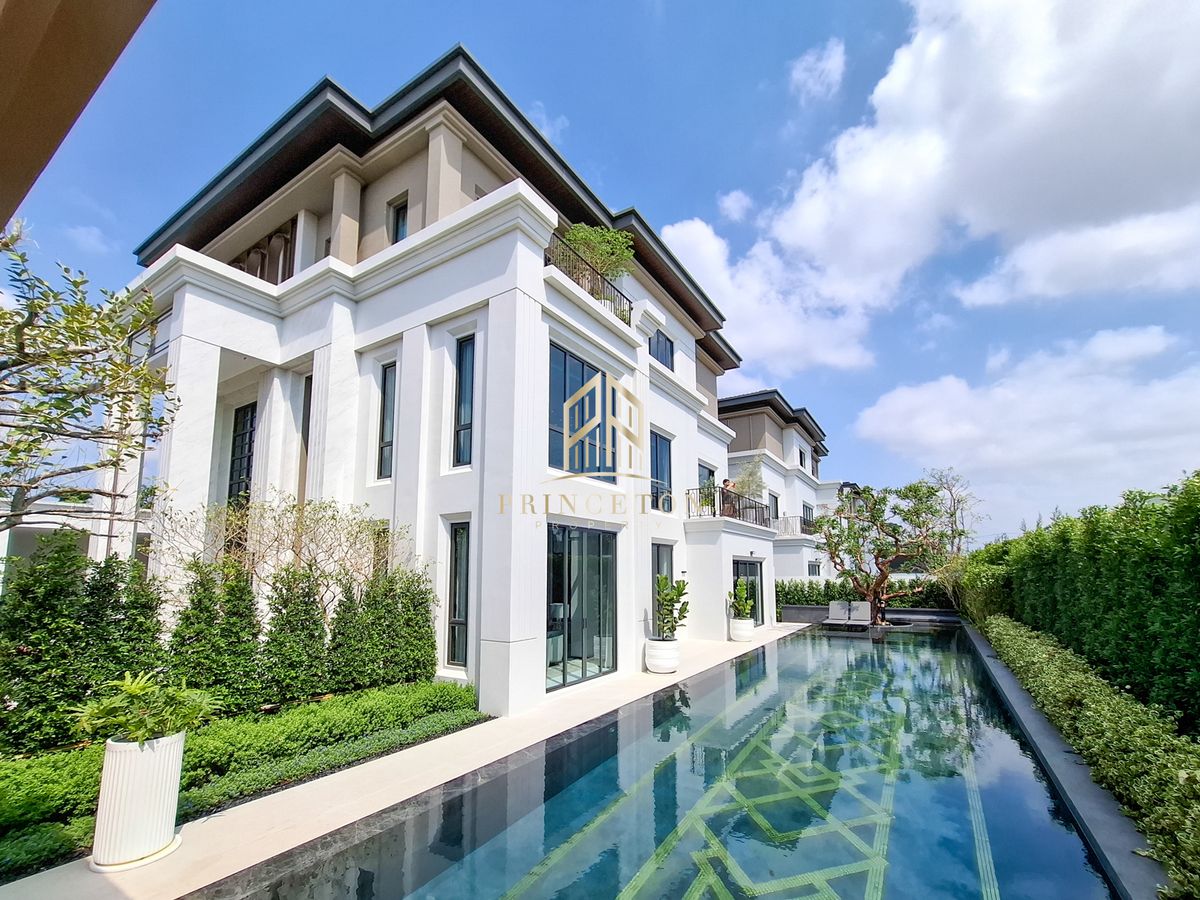 ขายบ้านบางนา แบริ่ง ลาซาล : สัมผัสความหรูหราที่ไม่เหมือนใครกับคฤหาสน์หรู 3 ชั้น CINQ ROYAL The Eighteen Bangna KM.7  📞092-4252445