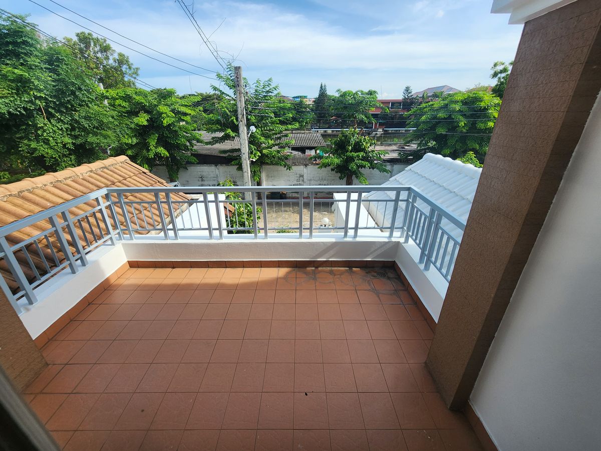 For SaleTownhomeRama5, Ratchapruek, Bangkruai : Home office Dream Village Townhome Prime Location – Ratchapruek Road Central west ville next door
