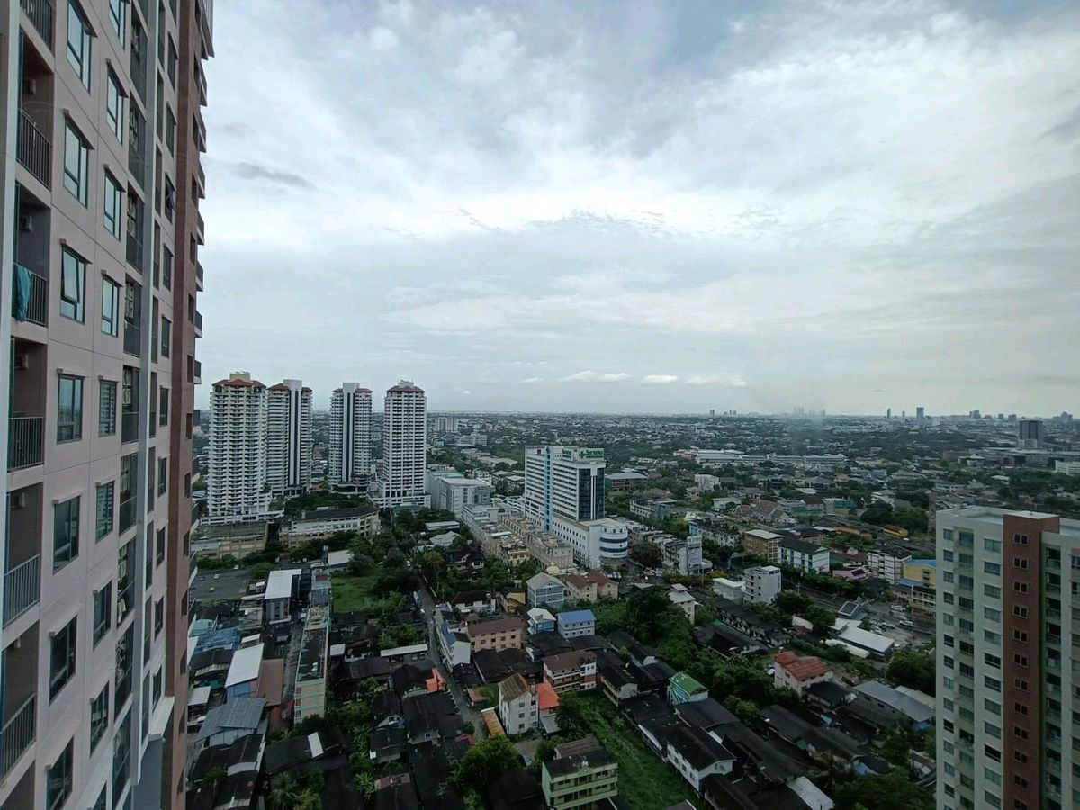 For RentCondoPattanakan, Srinakarin : Condo near the train, new room, complete with rent immediately
