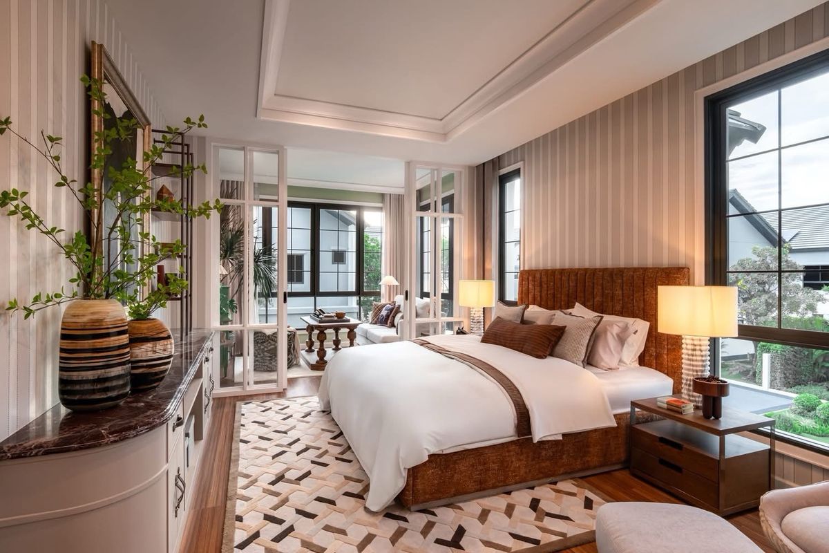 For SaleHouseNawamin, Ramindra : ⚡️𝐄𝐱𝐜𝐥𝐮𝐬𝐢𝐯𝐞 𝐃𝐞𝐚𝐥 ⚡️ Burasiri Jatchot, luxury house next to Chalong Rat Expressway, convenient to travel with a special price of only 13.9 MB !! Make an appointment to watch the project 086-795-9997 (Jim)