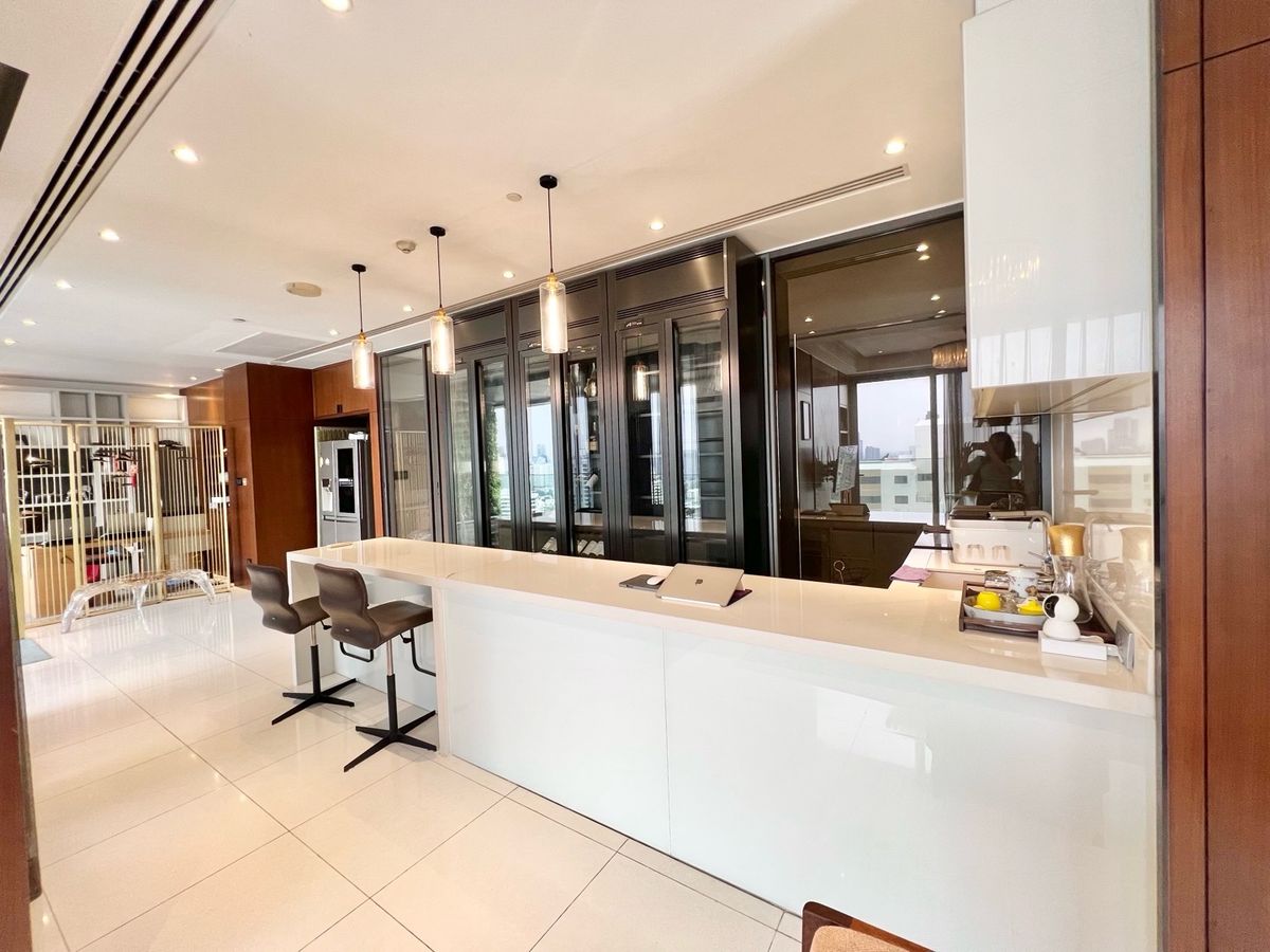 For SaleCondoSukhumvit, Asoke, Thonglor : ✨ Ultra-Luxury Penthouse at Vittorio Sukhumvit 39 ✨320SQM 3BED 4 Bath 145 MB
