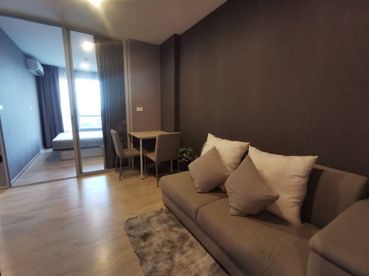 For RentCondoChaengwatana, Muangthong : 📢📢 Condo for rent Nich Mono Chaeng Watthana * There is a washing machine * Floor 14, beautiful room, size 28 sqm. Complete with approaching & gt; & gt; Say hello @Condo2u. Reply quickly.